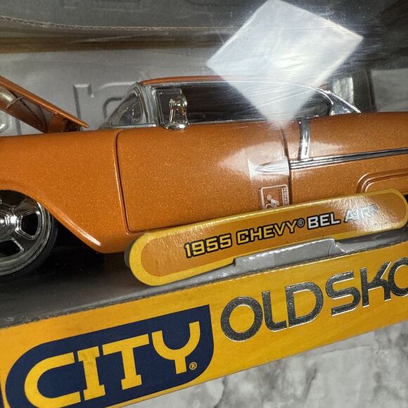 Jada Toys Dub City Old Skool (ORANGE) 1955 Chevy Bel Air 1:24 Diecast NEW - Picture 8 of 8